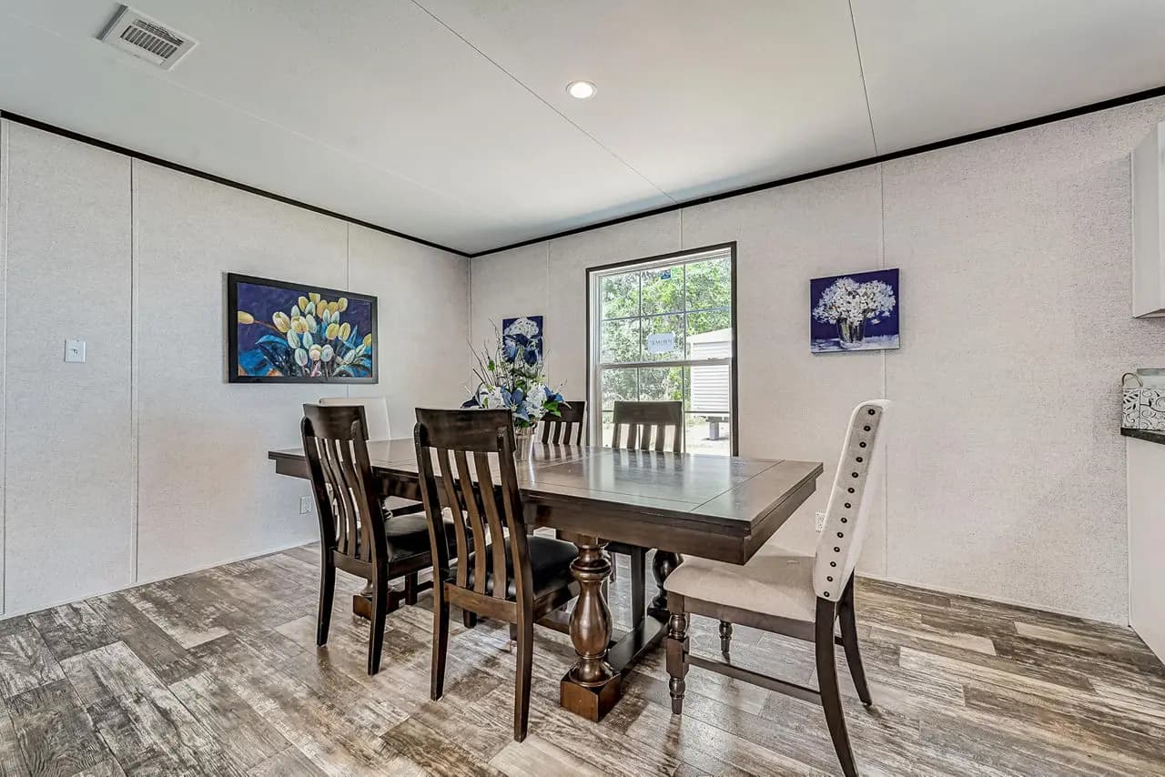 CHPR-3266H32P08 — Dining room