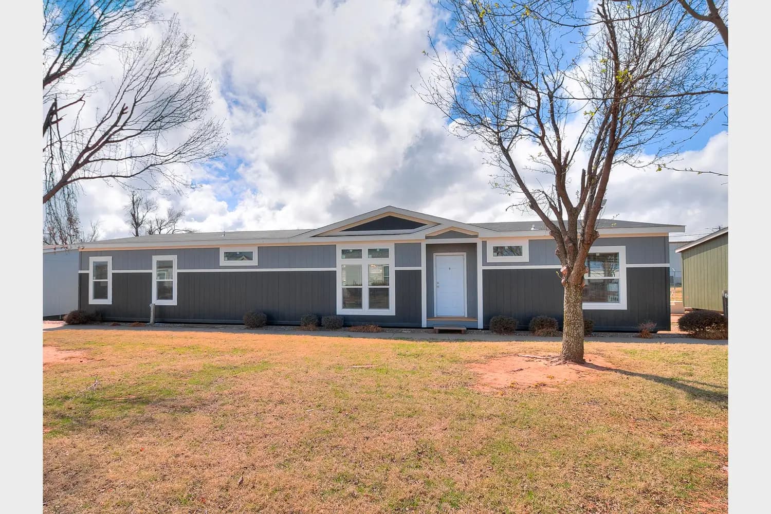TE3266A — Front elevation